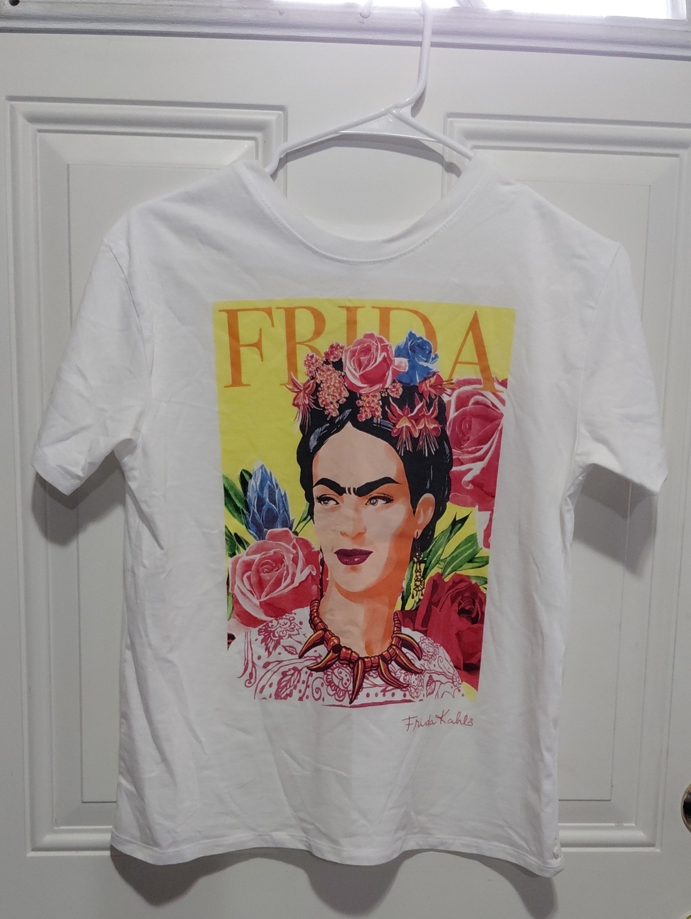 White Frida Kahlo Graphic Short Sleeve Tee